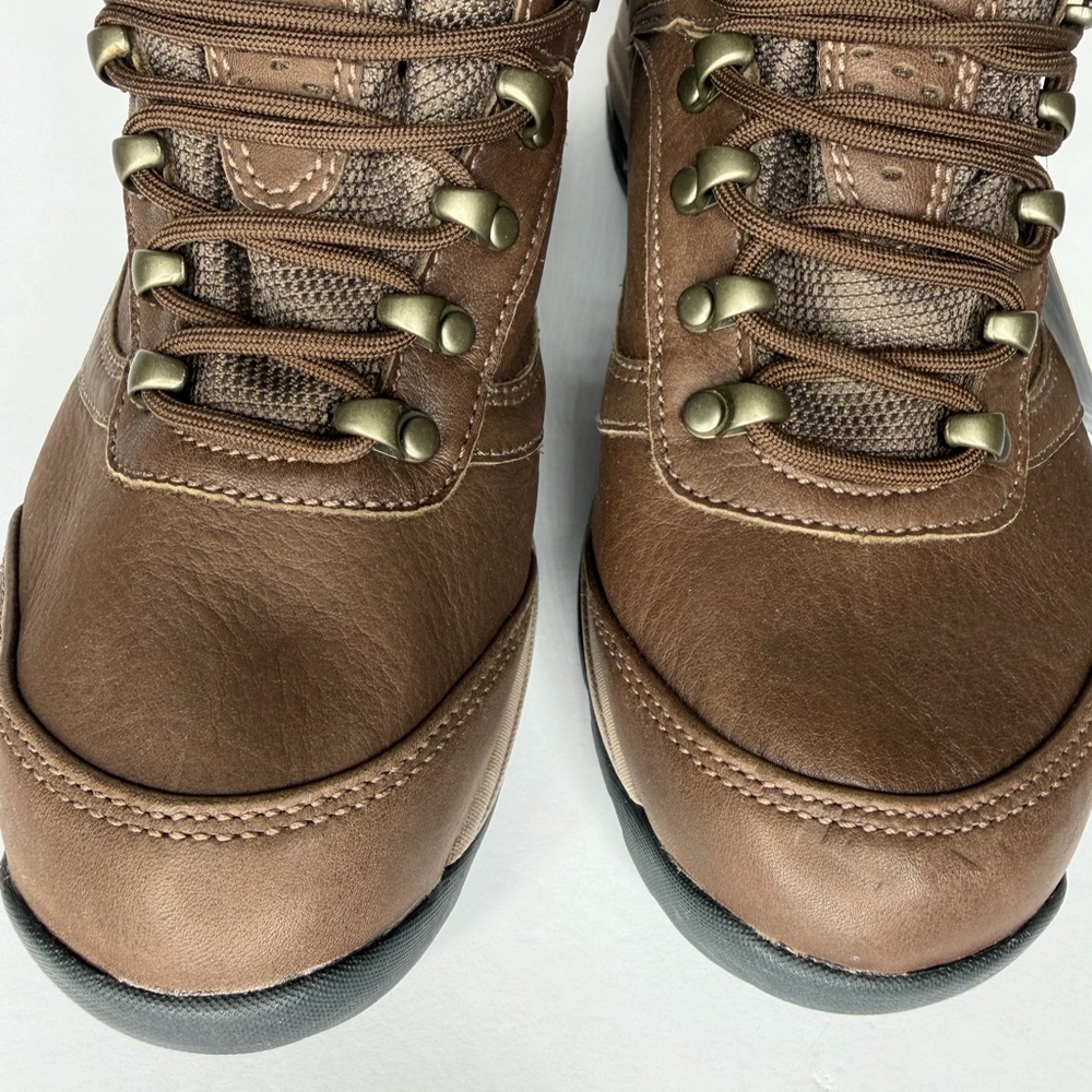 New Balance 978 Gore-Tex Men’s Hiking Boot In Brown Size 8.5 - Picture 2 of 9
